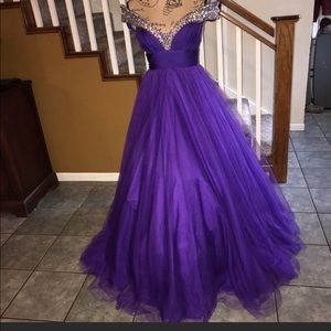 One of a kind Cassandra Stone